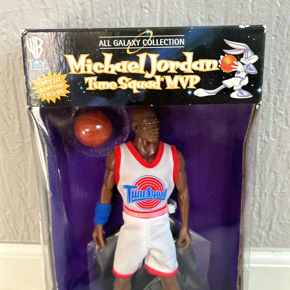 1996 Michael Jordan Space Jam doll, new in box - Picture 9 of 10